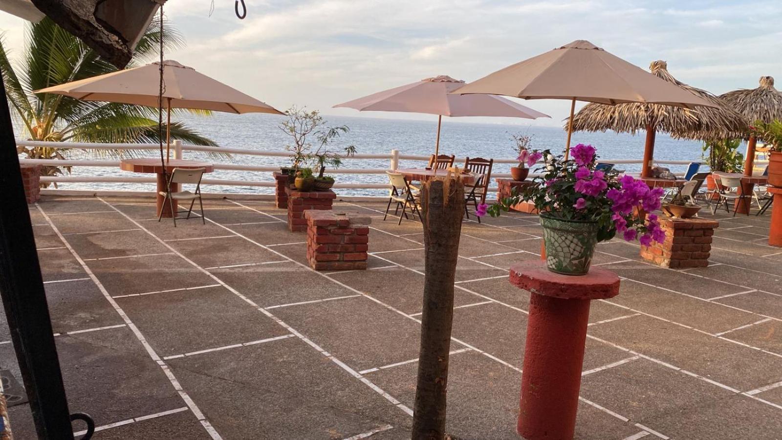 Traditional Sierra Leon Oceanfront Rooms - Adults Only Puerto Vallarta Extérieur photo