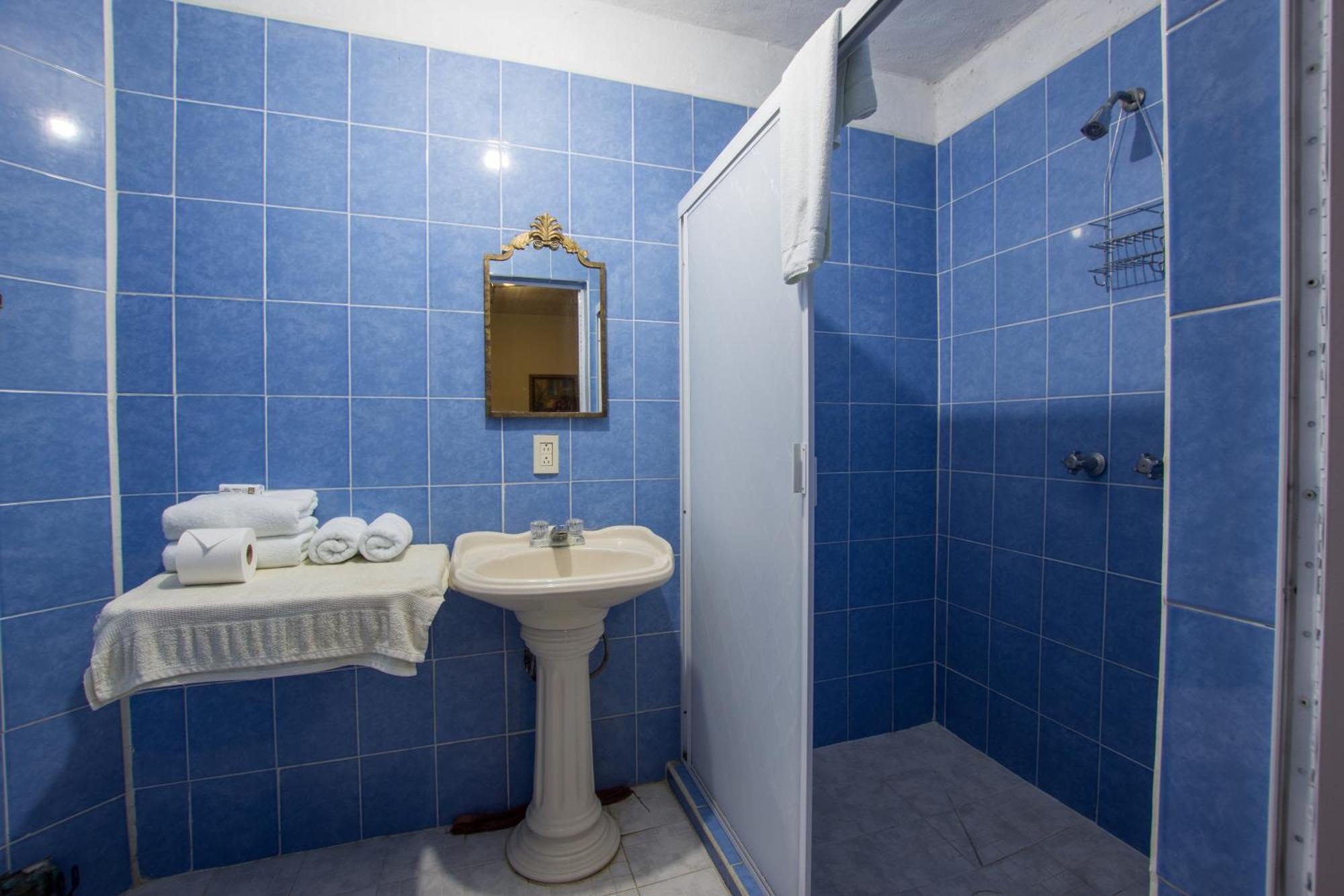 Traditional Sierra Leon Oceanfront Rooms - Adults Only Puerto Vallarta Extérieur photo
