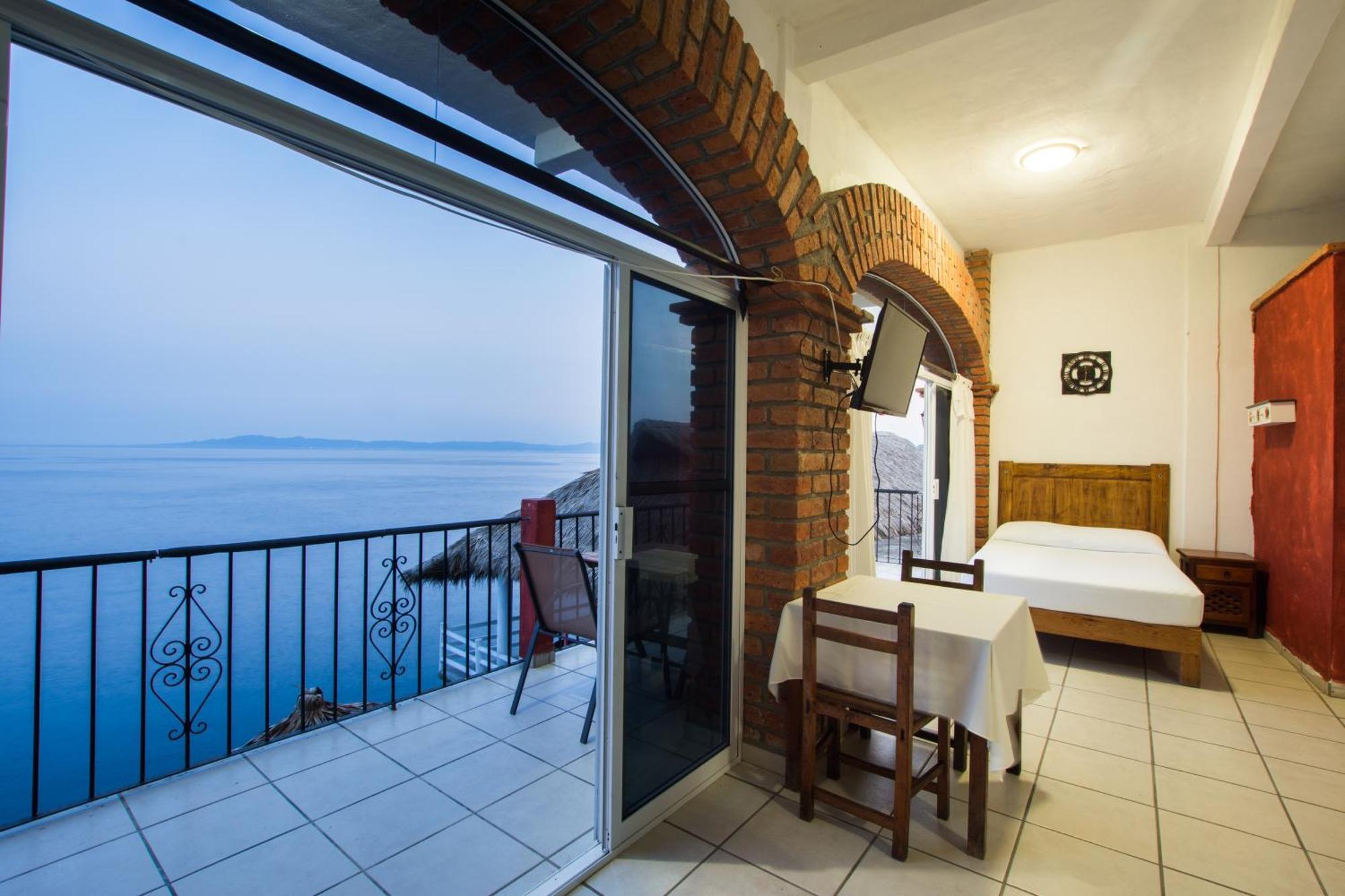 Traditional Sierra Leon Oceanfront Rooms - Adults Only Puerto Vallarta Extérieur photo
