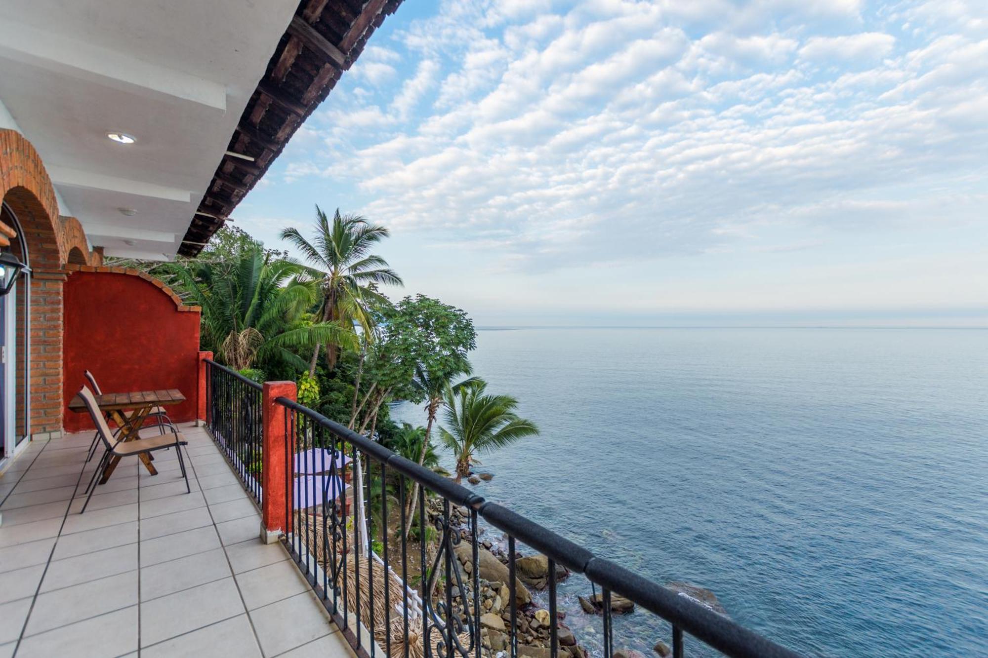 Traditional Sierra Leon Oceanfront Rooms - Adults Only Puerto Vallarta Extérieur photo