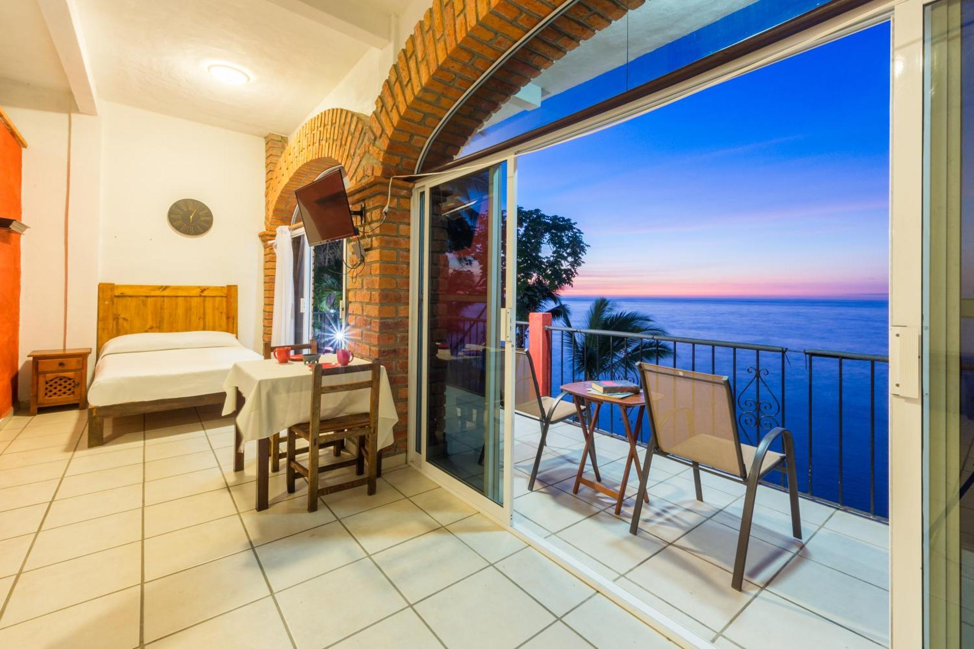 Traditional Sierra Leon Oceanfront Rooms - Adults Only Puerto Vallarta Extérieur photo