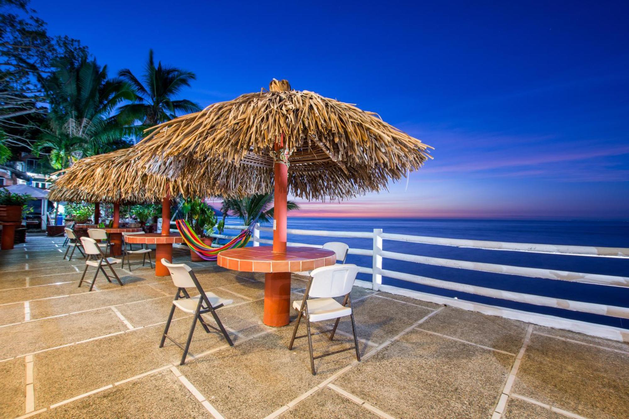 Traditional Sierra Leon Oceanfront Rooms - Adults Only Puerto Vallarta Extérieur photo