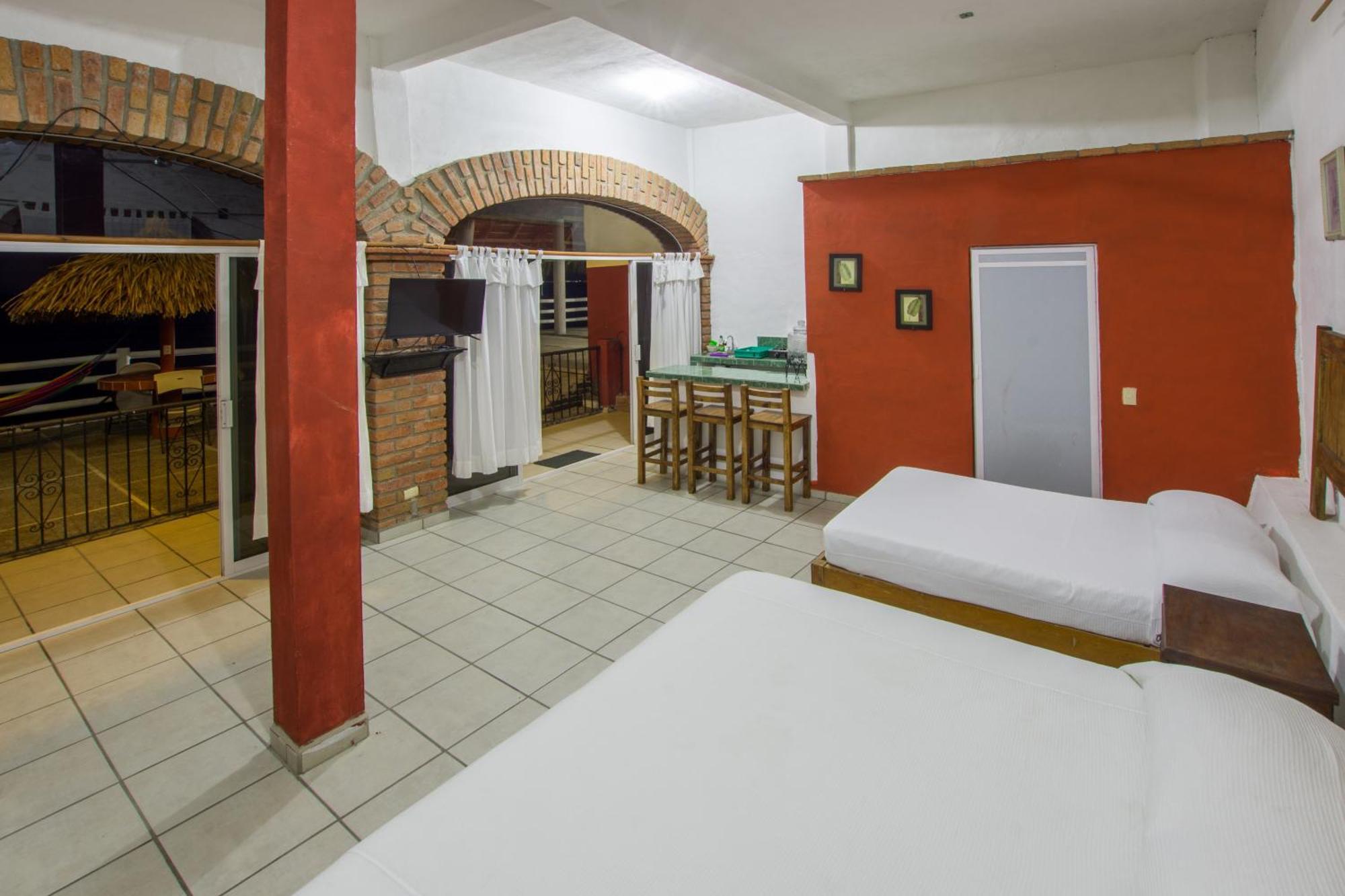 Traditional Sierra Leon Oceanfront Rooms - Adults Only Puerto Vallarta Extérieur photo
