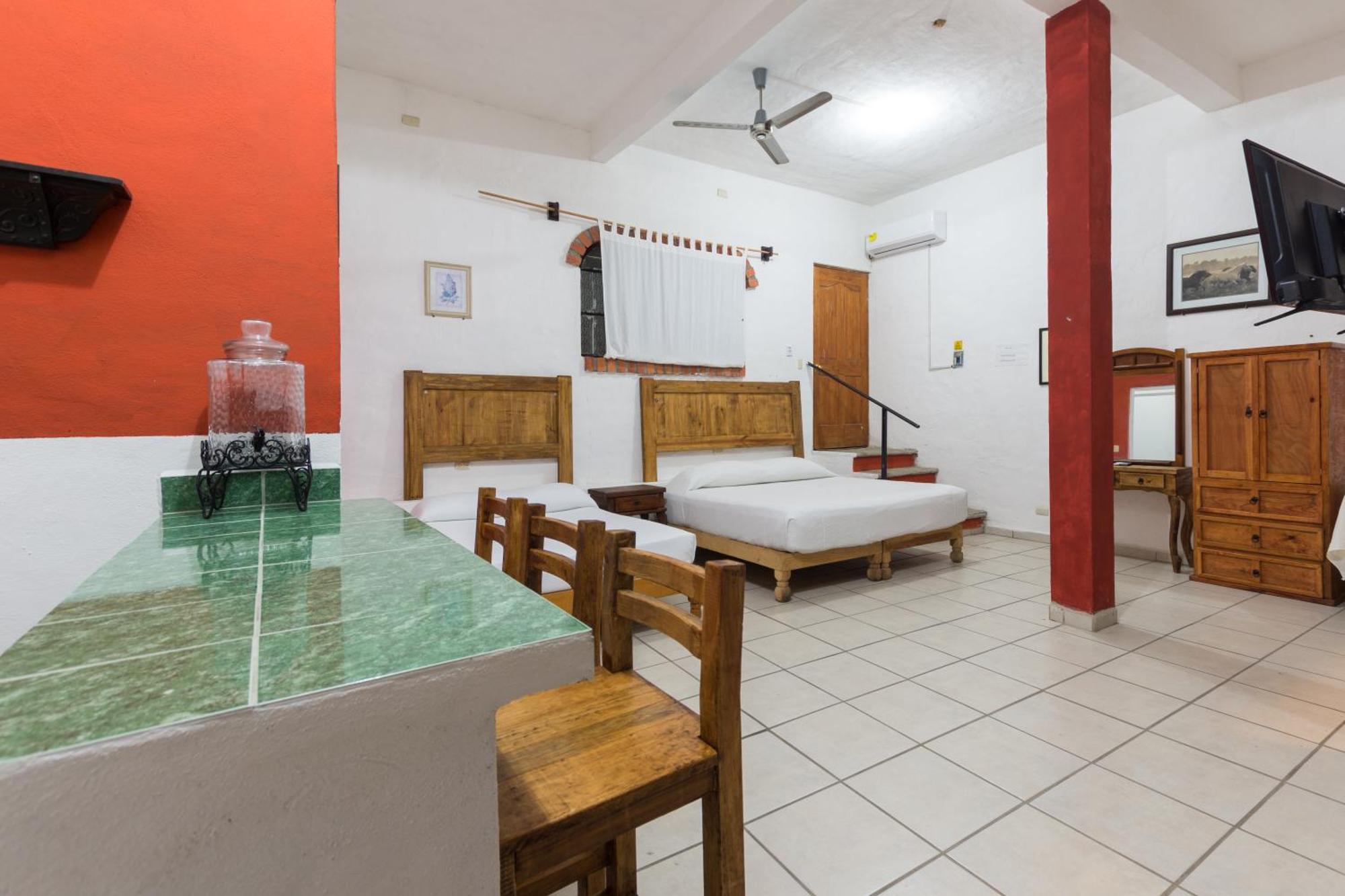 Traditional Sierra Leon Oceanfront Rooms - Adults Only Puerto Vallarta Extérieur photo