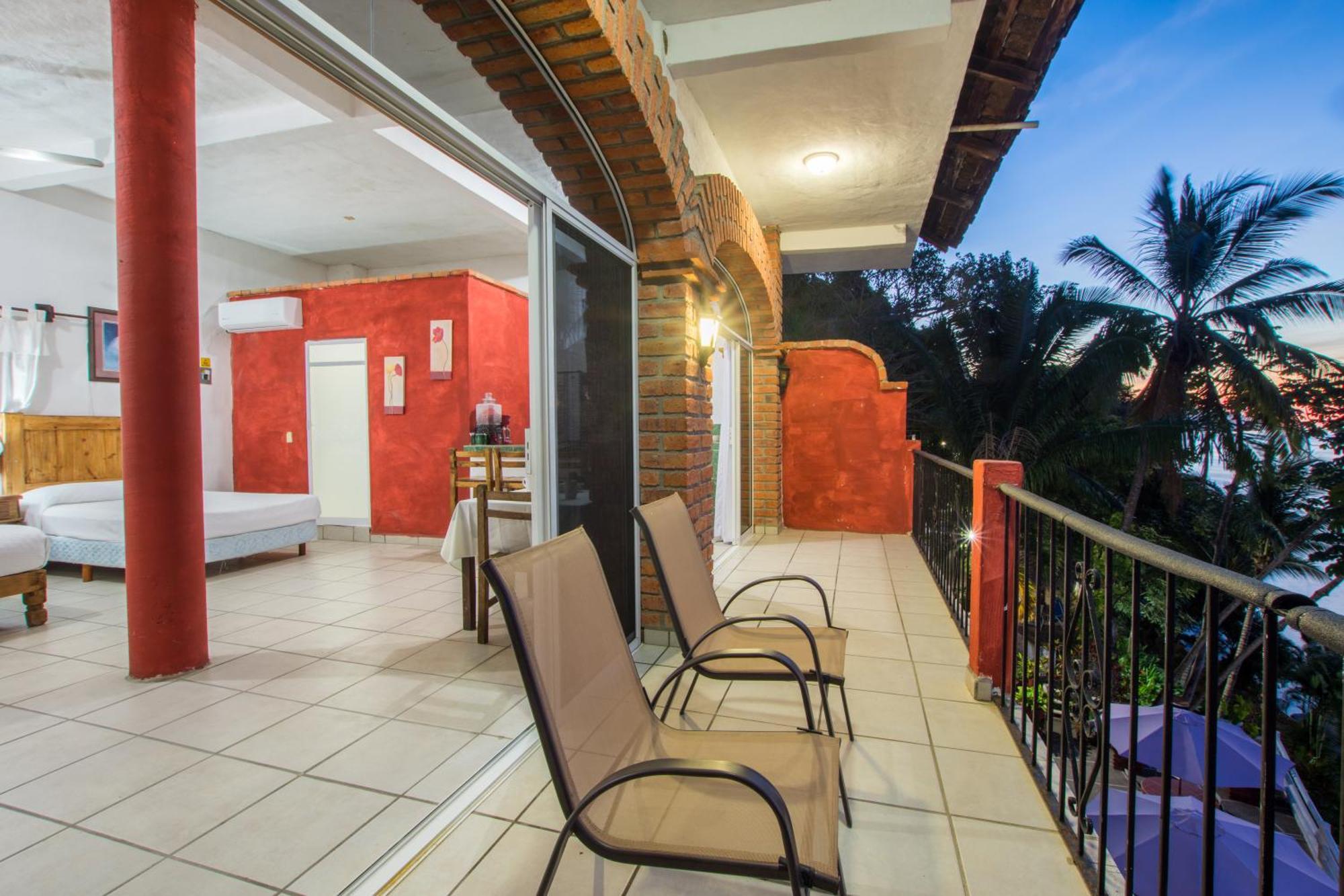 Traditional Sierra Leon Oceanfront Rooms - Adults Only Puerto Vallarta Extérieur photo